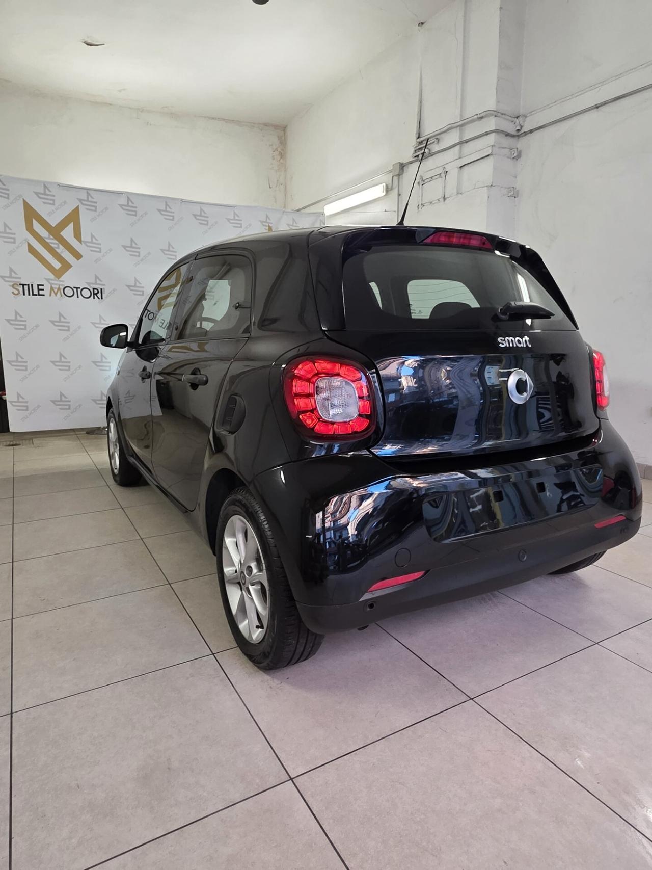 Smart ForFour 70 1.0 Prime Led StileMotori