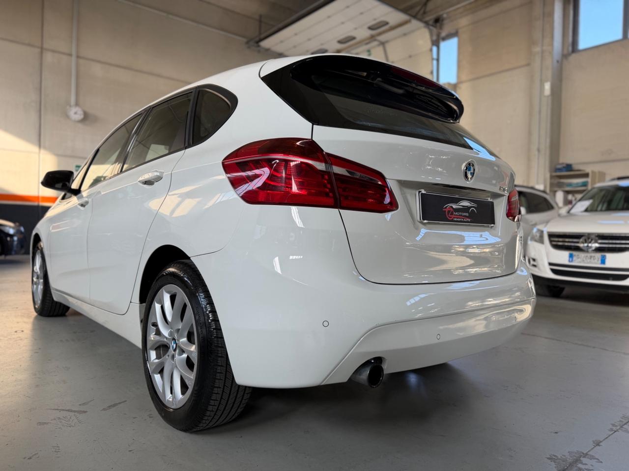 Bmw 2er Active Tourer 218i Advantage NEOPATENTATI