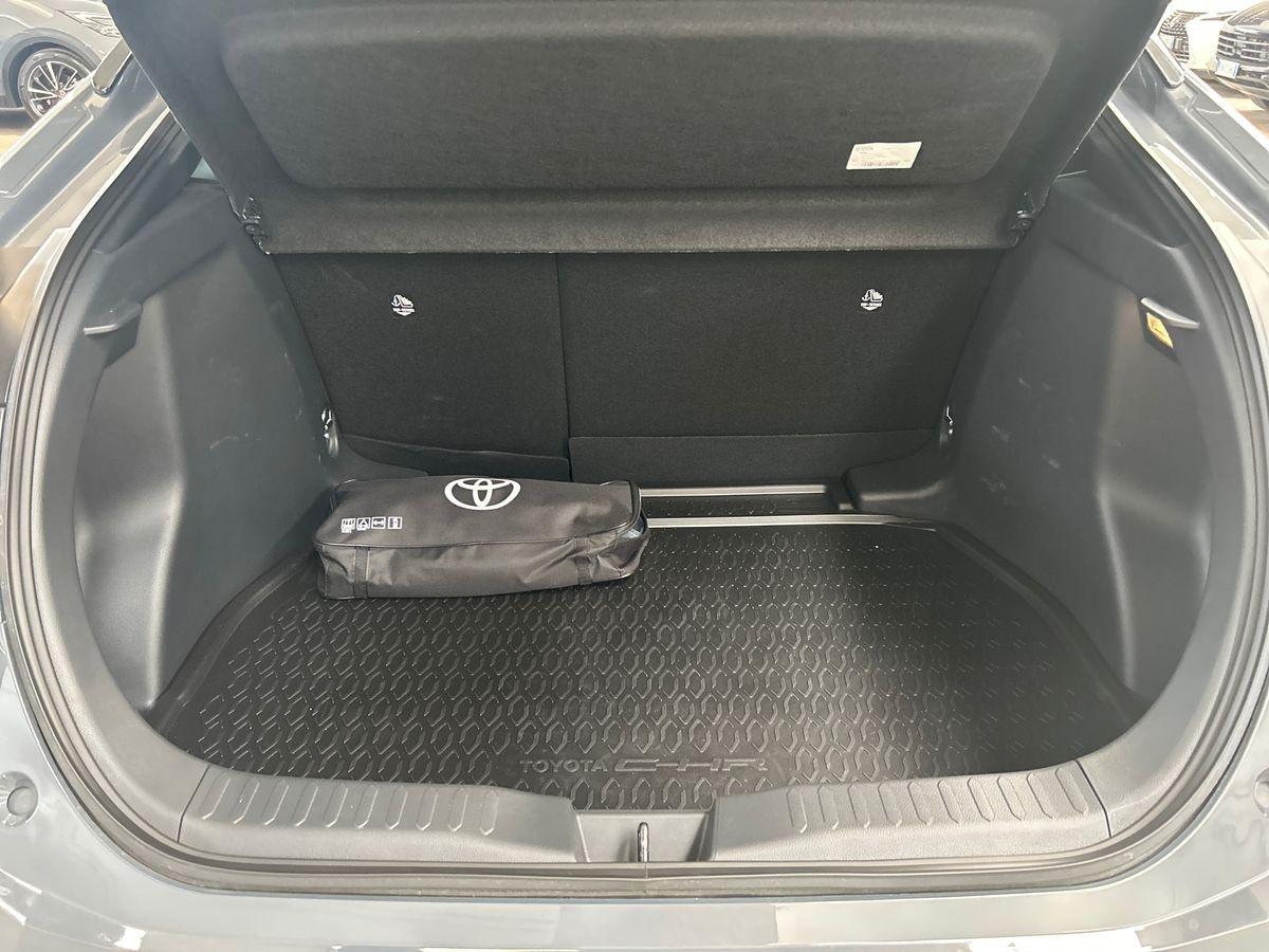 TOYOTA C-HR 1.8 hev Trend fwd e-cvt