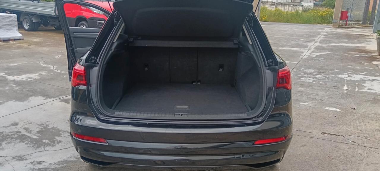 Audi Q3 35 TDI S tronic line edition