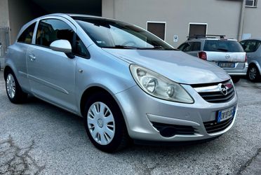 Opel Corsa 1.2 3 porte Sport
