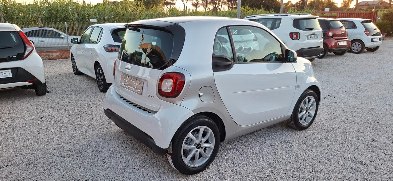 Smart ForTwo 70 1.0 Passion GARANZIA 12 MESI