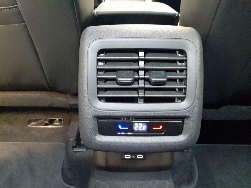 Volkswagen T-Roc 1.5 eTSI 110kW ACT R-Line DSG