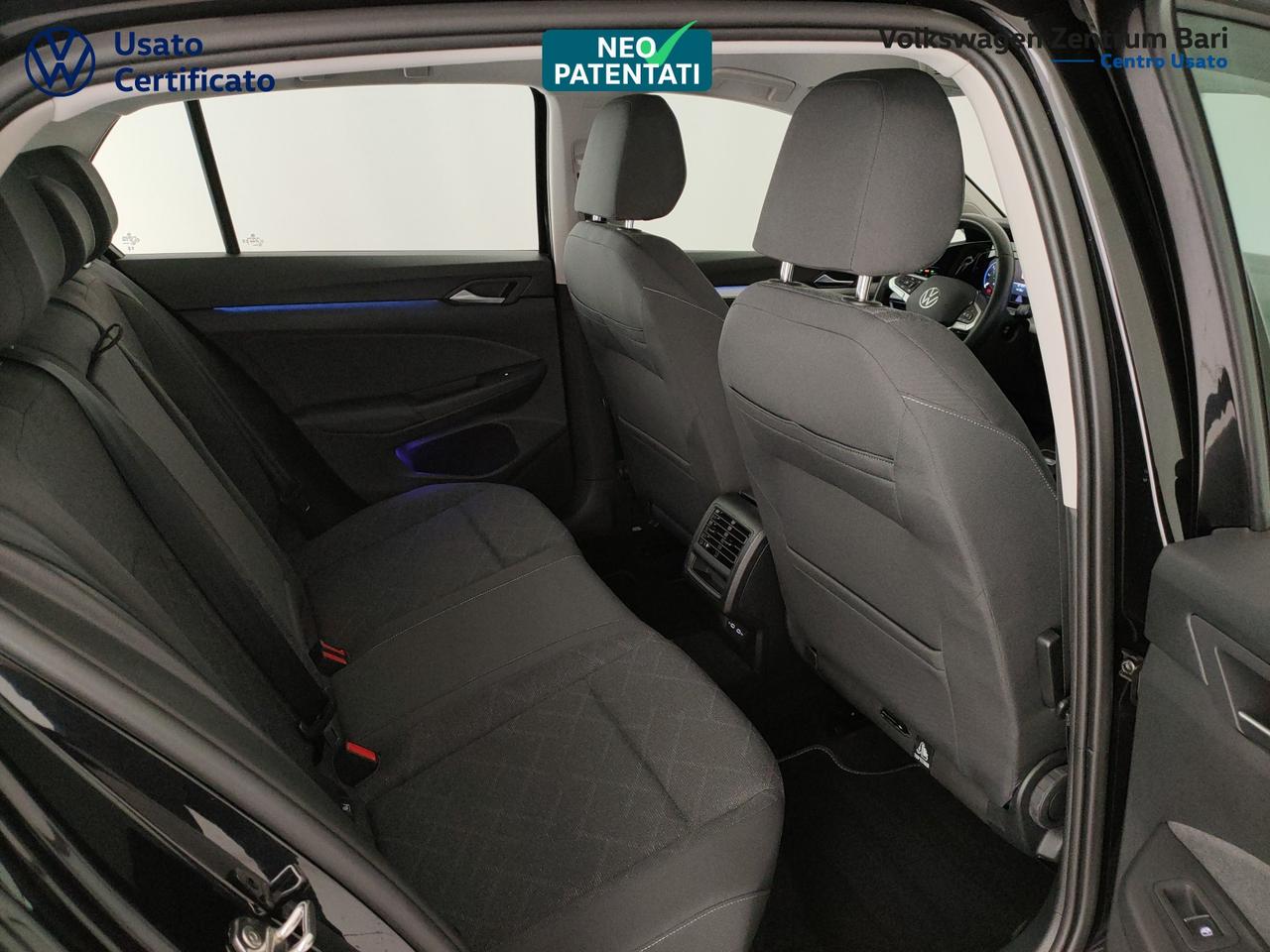 Volkswagen Golf 2.0 tdi life 115cv dsg