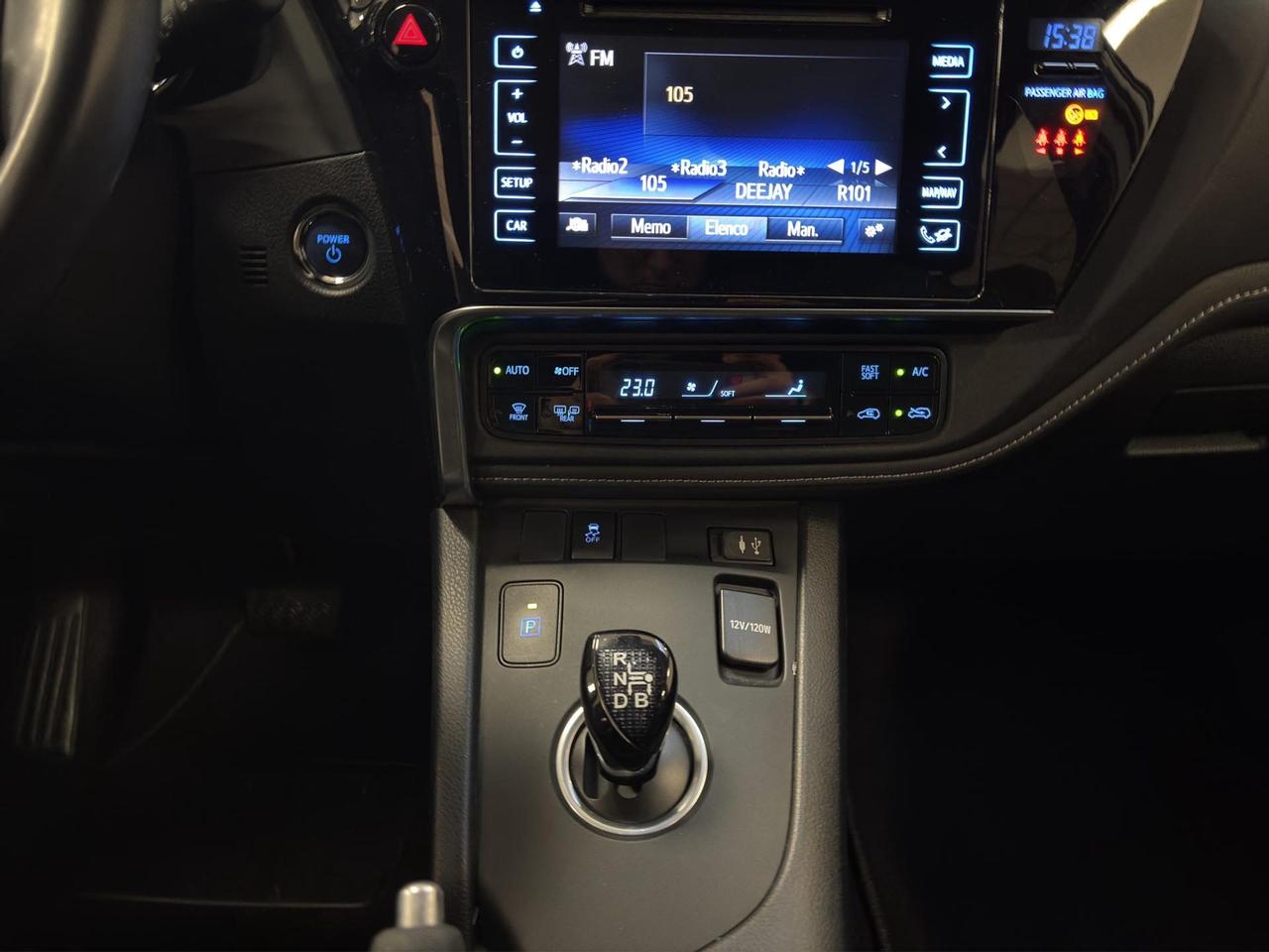 Toyota Auris 1.8h Active cvt