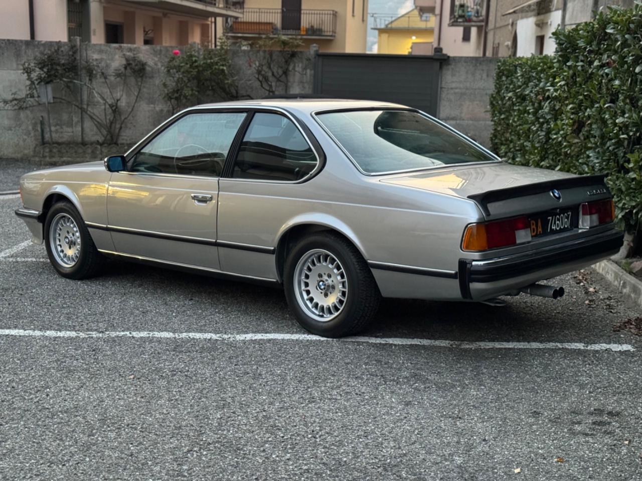 Bmw 635 CSi - Eleganza d’epoca - Valore e Prestazioni