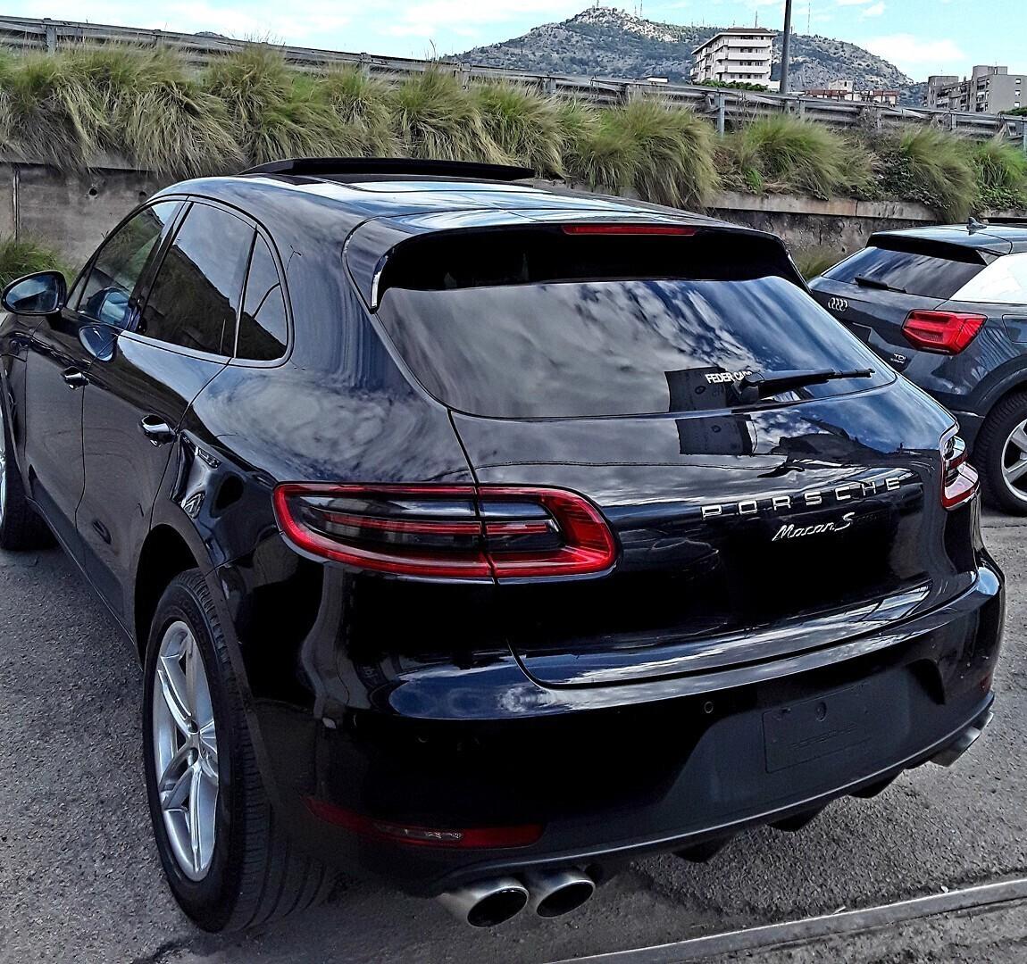 PORSCHE MACAN S BLACK EDITION