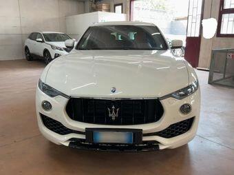 Maserati Levante V6 Diesel 275 CV AWD Granlusso