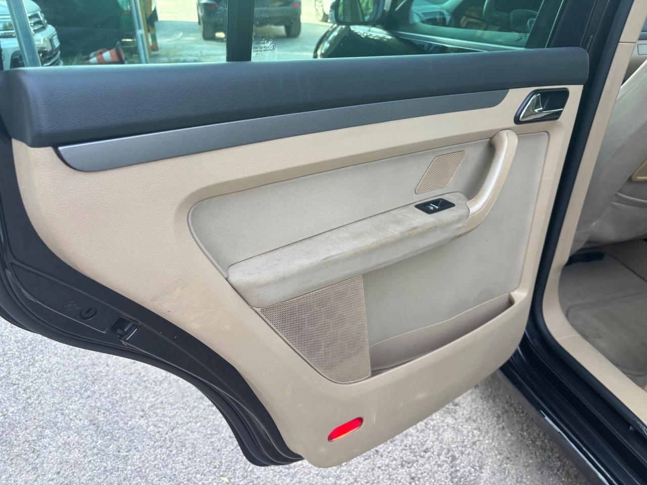 Volkswagen Touran 2.0 TDI 136CV highline Automatica