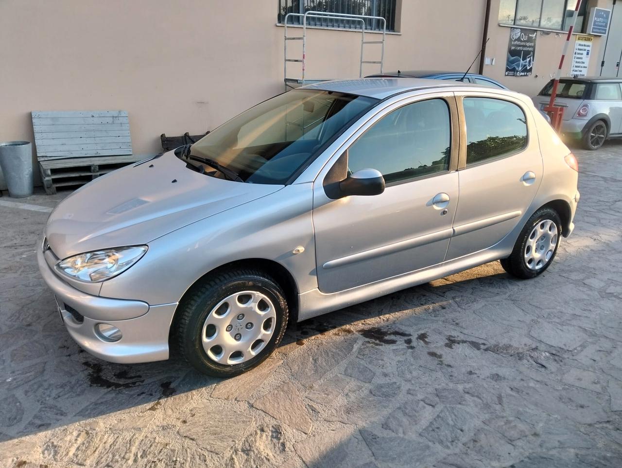 Peugeot 206 1.4 HDi 5p. Enfant Terrible