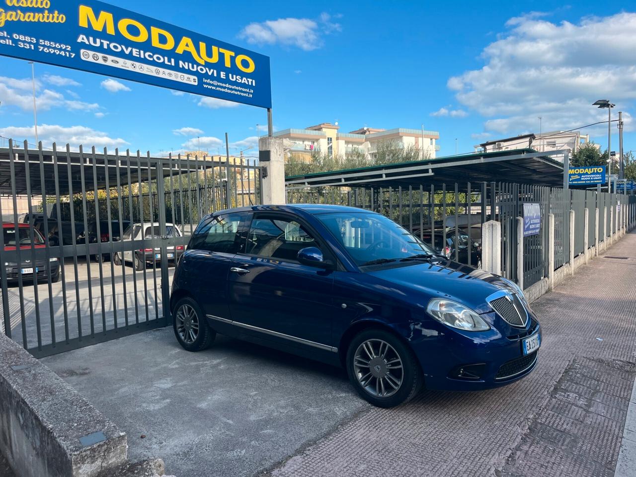 Lancia Ypsilon 1.2 Diva X Neo Patentati