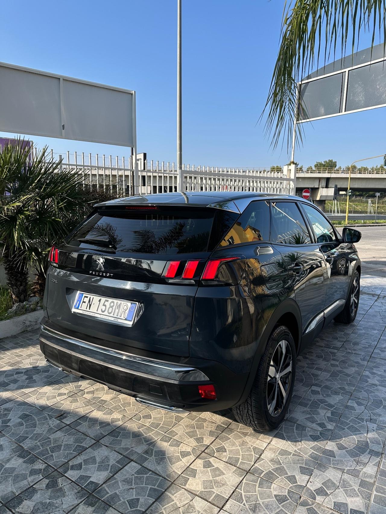 Peugeot 3008 BlueHDi 120 S&S Business