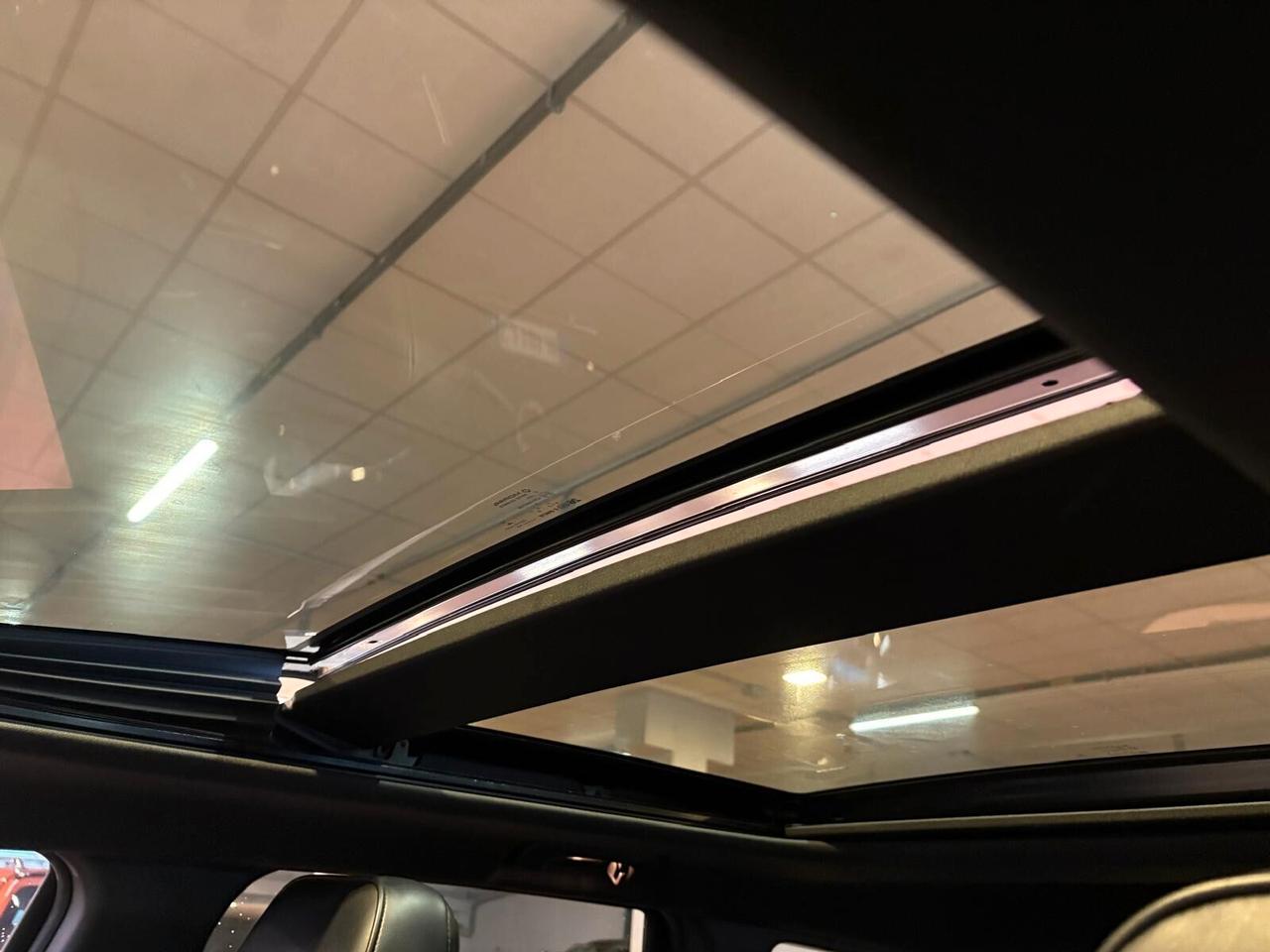 Jeep Grand Cherokee OVERLAND 3.0 V6 CRD Multijet II UNICO PR.