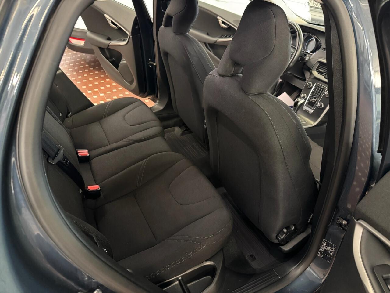 Volvo V40 Cross Country D2 Pro - UNICO PROPRIETARIO