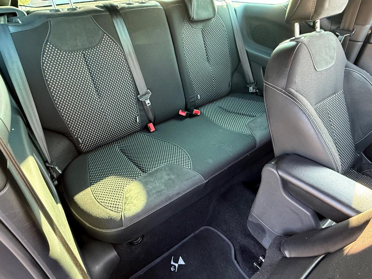 Ds DS3 3 1.6 THP 155 Just Black