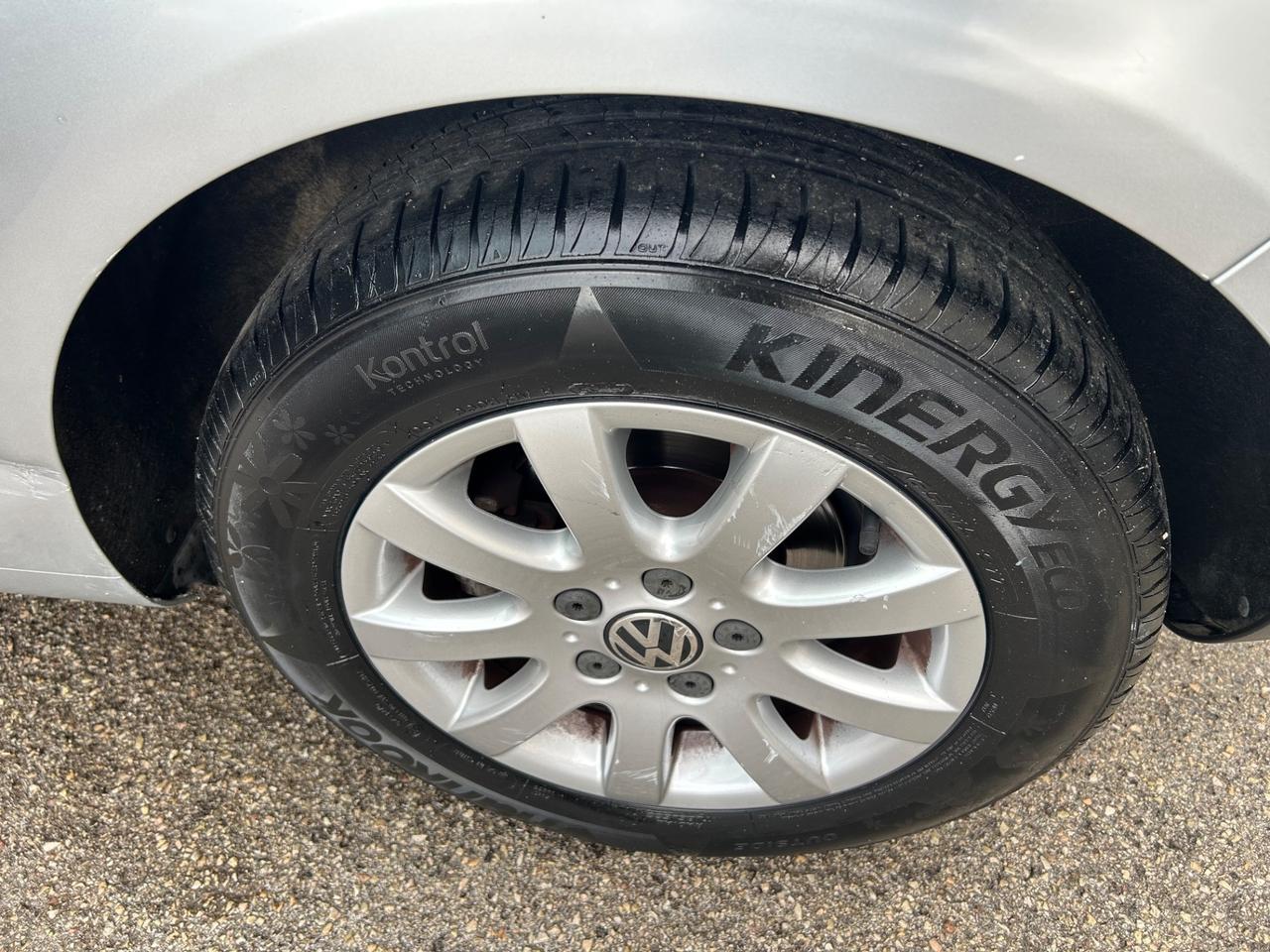 Volkswagen Golf 1.6 Benzina 99000km