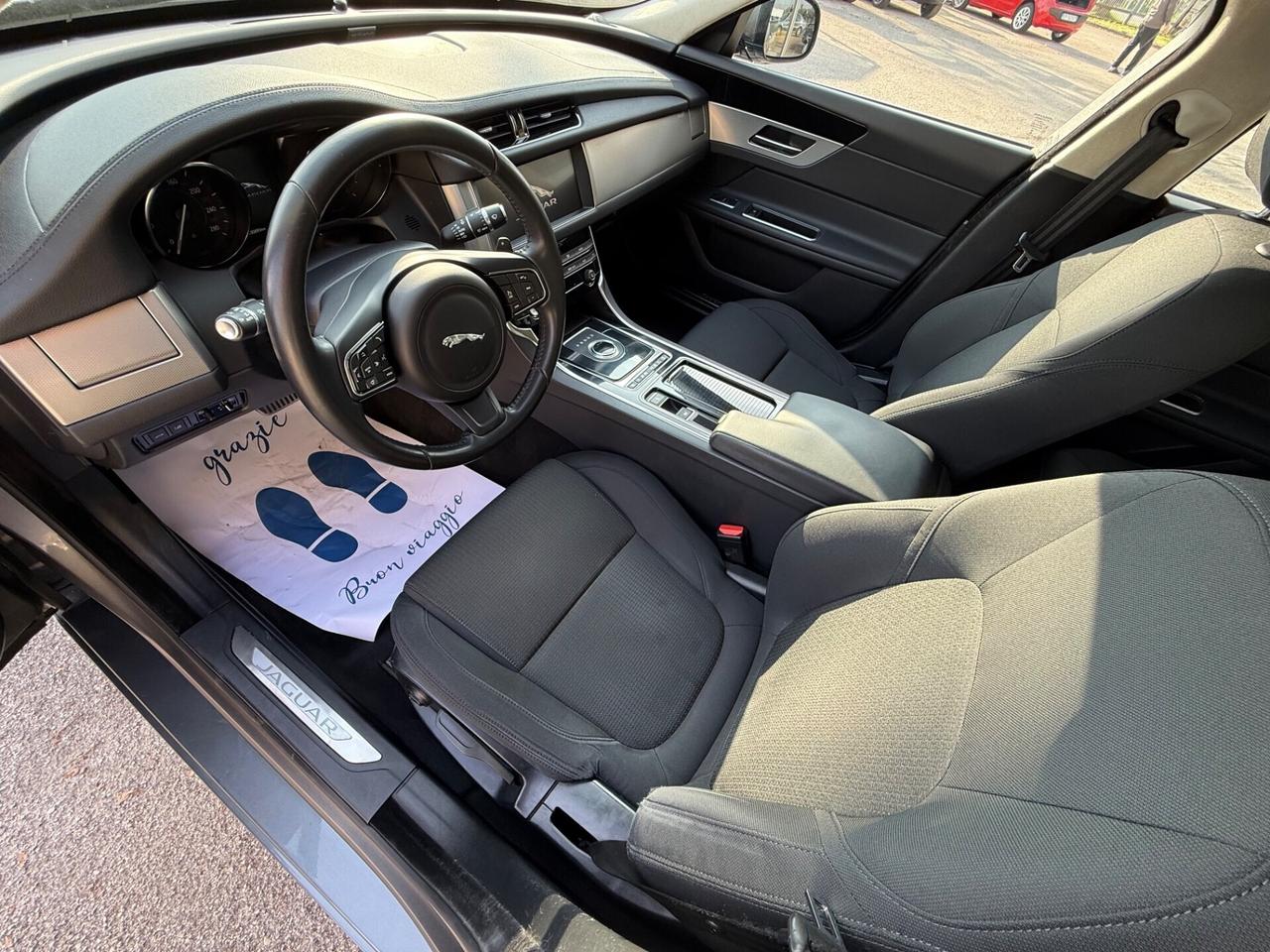 Jaguar XF 2.0 D 163 CV Prestige -Automatica