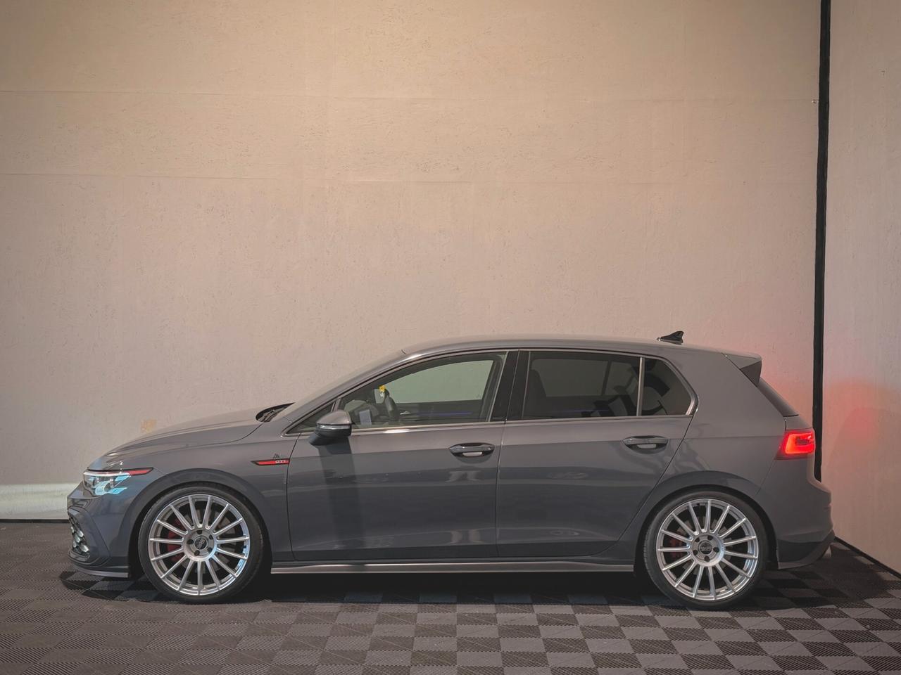 Volkswagen Golf 8 GTI 2.0 TSI DSG - OZ SUPER LEGGERA - REVO
