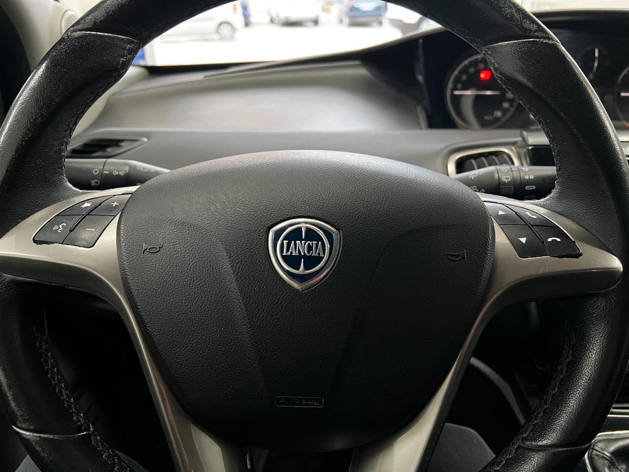 Lancia Ypsilon 1.3 MJT 16V 95 CV 5 porte S&S Platinum