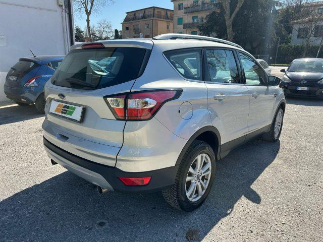 FORD Kuga 2.0 TDCI 120 CV S&S 2WD Powershift Business