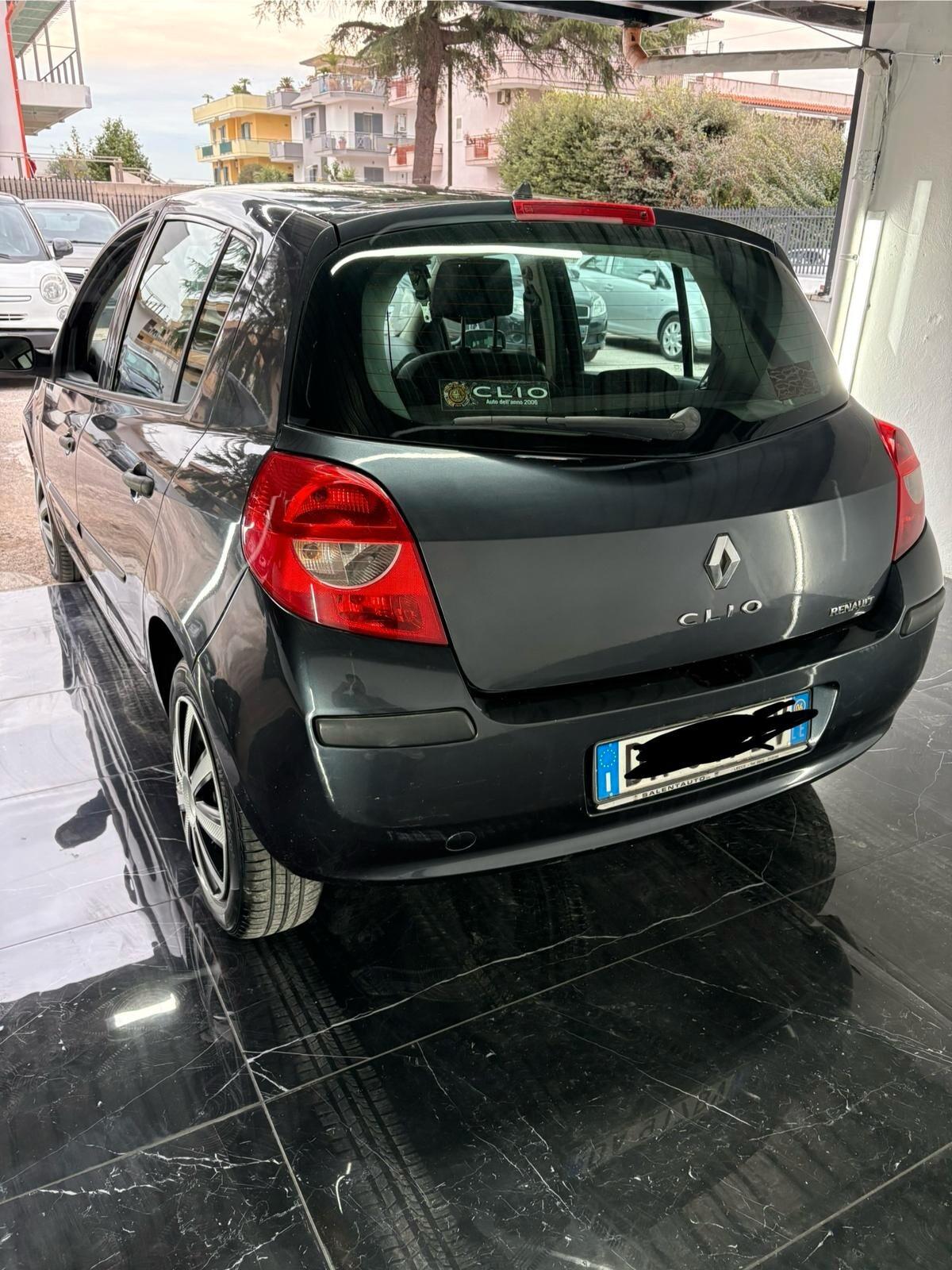 Renault Clio 1.2 confort