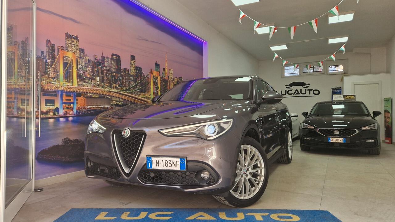 Alfa Romeo Stelvio 2.2 Turbodiesel 180 CV AT8 Q4 Executive