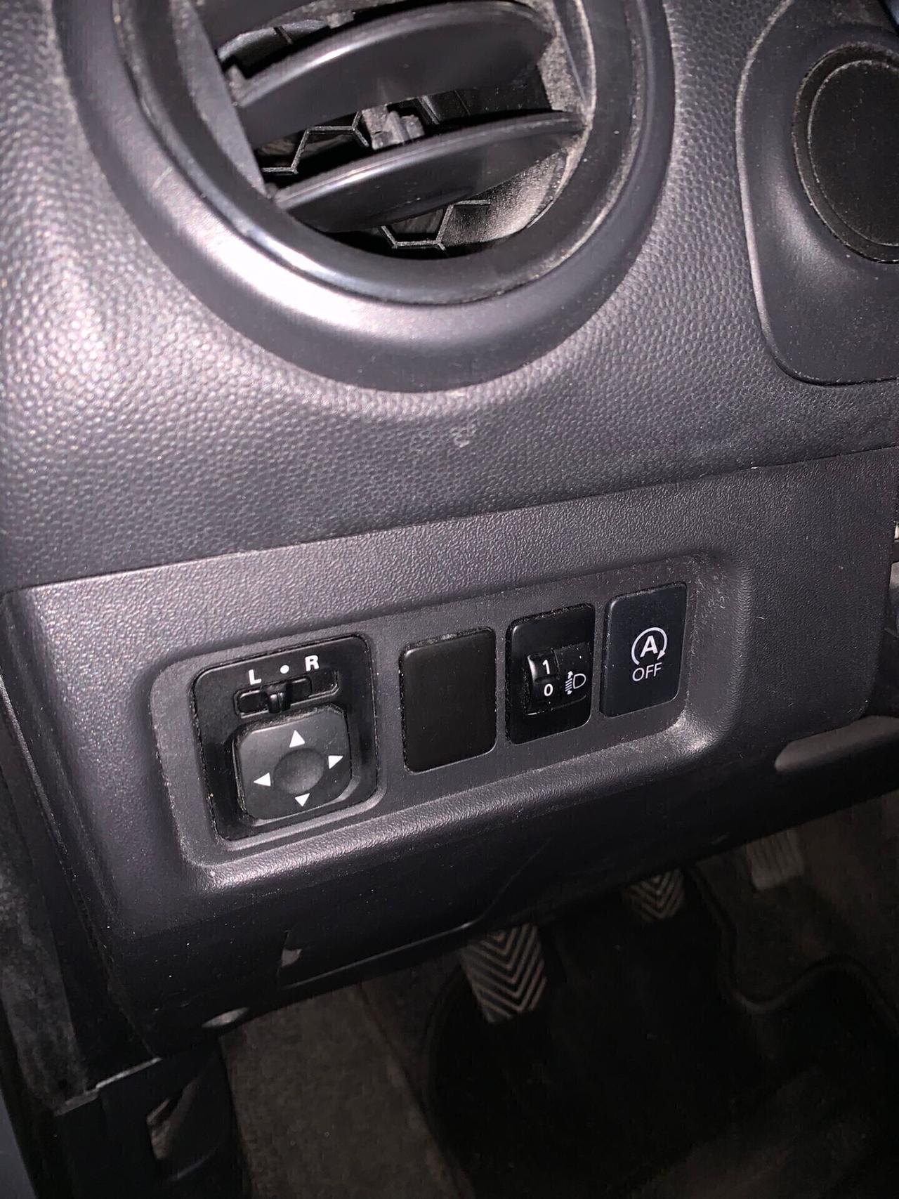 Mitsubishi Space Star 1.0 ClearTec Intense 2014