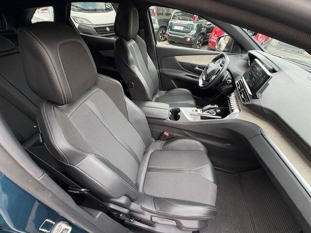 PEUGEOT 3008 Hybrid 225 e-EAT8 GT