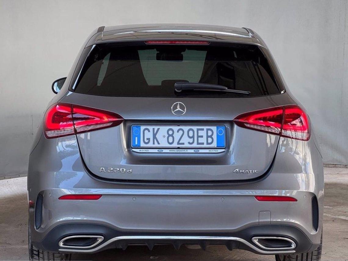 MERCEDES Classe A Sedan A 220 d premium auto