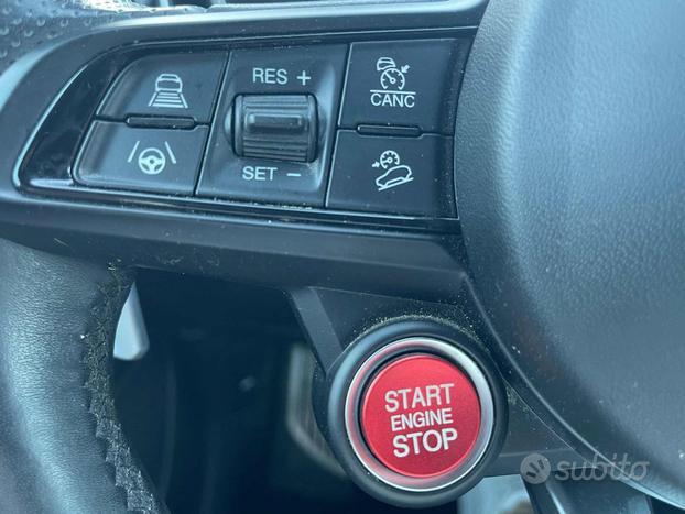 ALFA ROMEO Stelvio 2.0 Turbo 280 CV AT8 Q4 Veloc