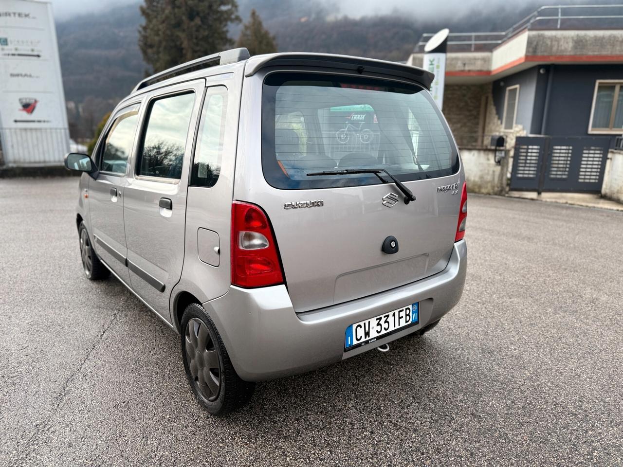 Suzuki Wagon R+ 1.3i VVT 16V cat 4x4 GL