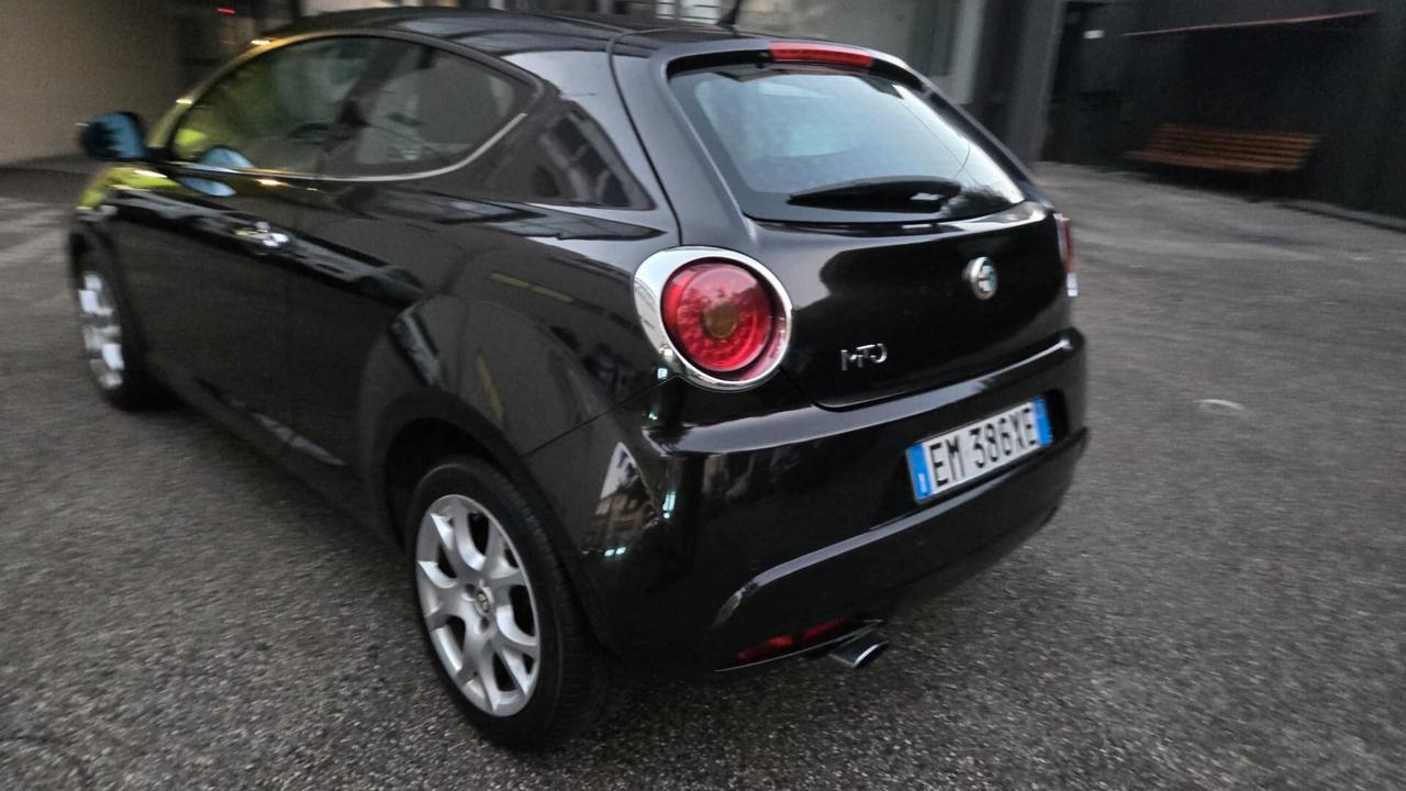 Alfa Romeo MiTo 1.3 JTDm-2 95 CV S&S Distinctive