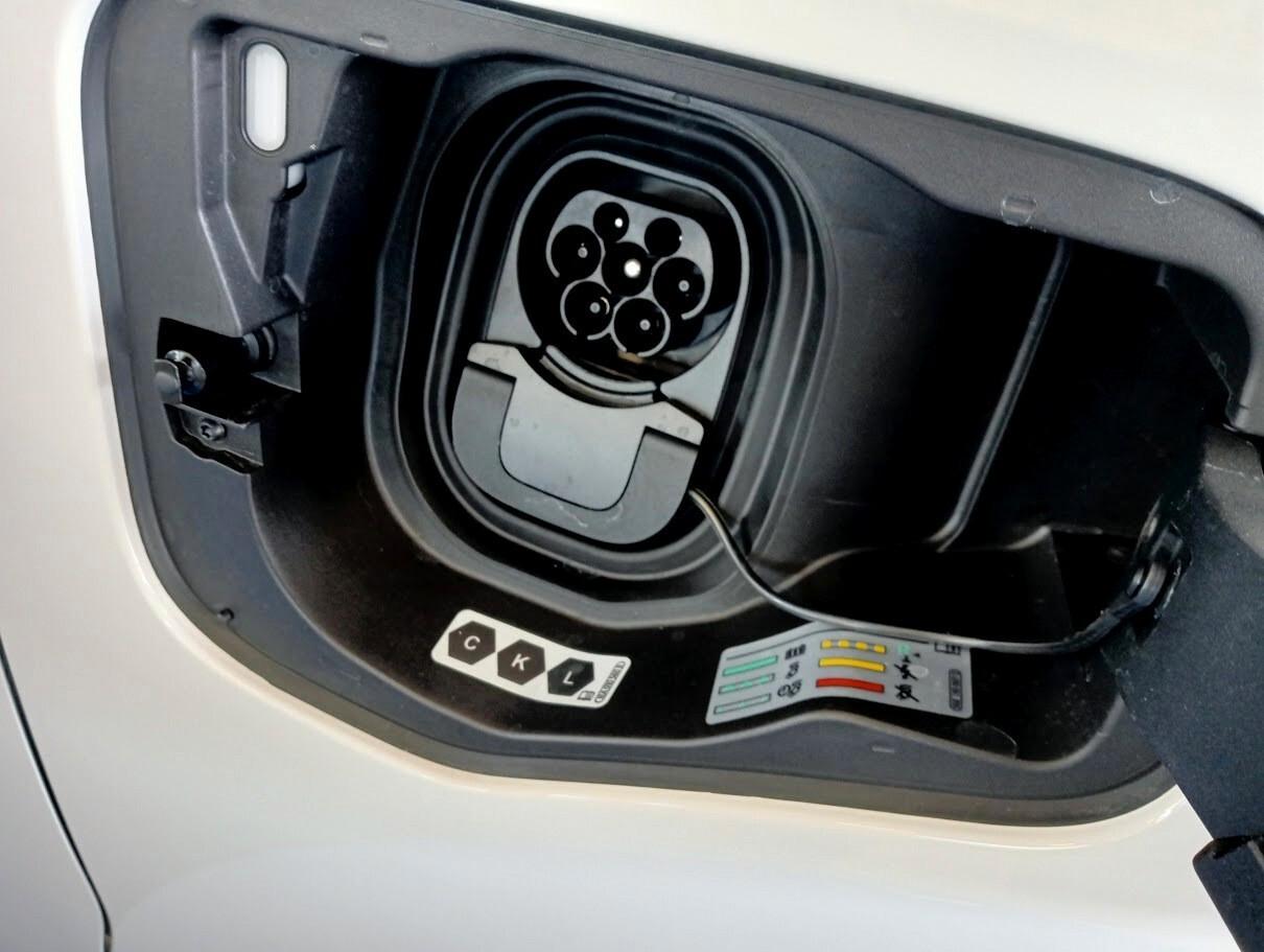 Volkswagen T7 Multivan 1.5 PHEV 4motion 245cv IQ LED GANCIO PORTE ELETTRICHE