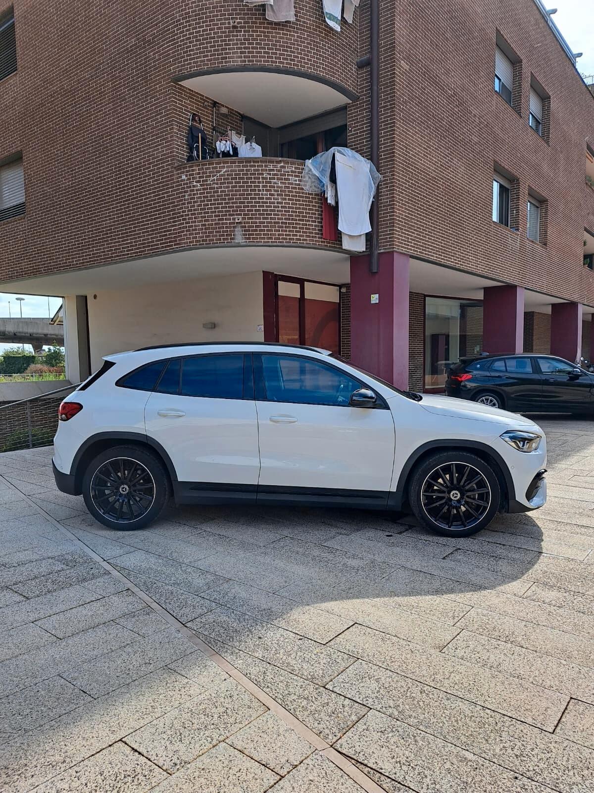 Mercedes-benz GLA 200 Automatic Premium