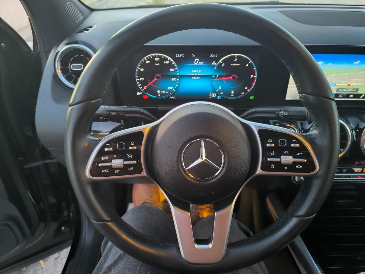 MERCEDES GLA SPORT PLUS 180cdi 09/2022 MOTORE 2.0 MERCEDES
