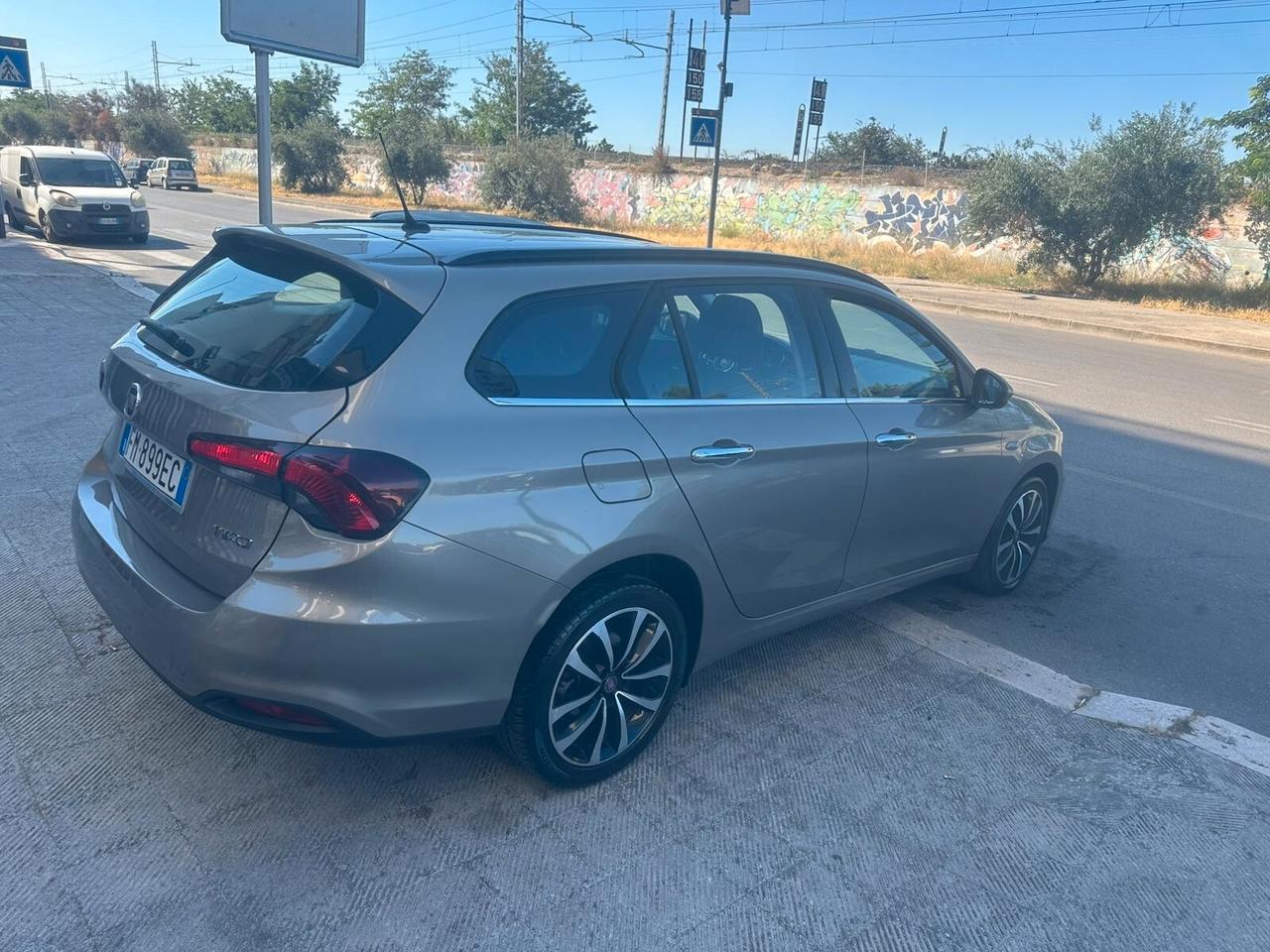 Fiat Tipo 1.6 Mjt S&S DCT 5 porte Lounge