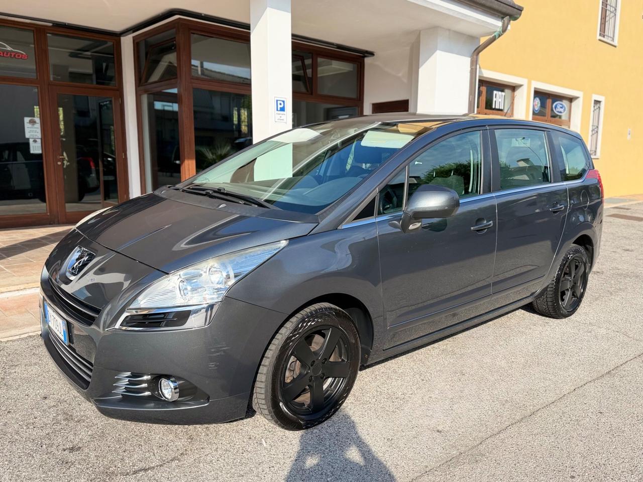 Peugeot 5008 2.0 HDi 163CV aut. Féline