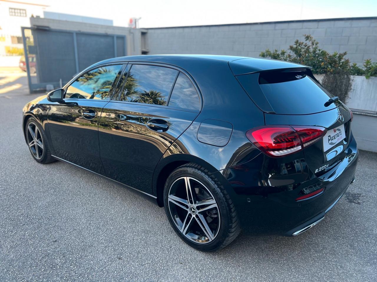 Mercedes-benz A 200 d 150cv SPORT NIGHT edition AUTOM. LED/PELLE PERF.