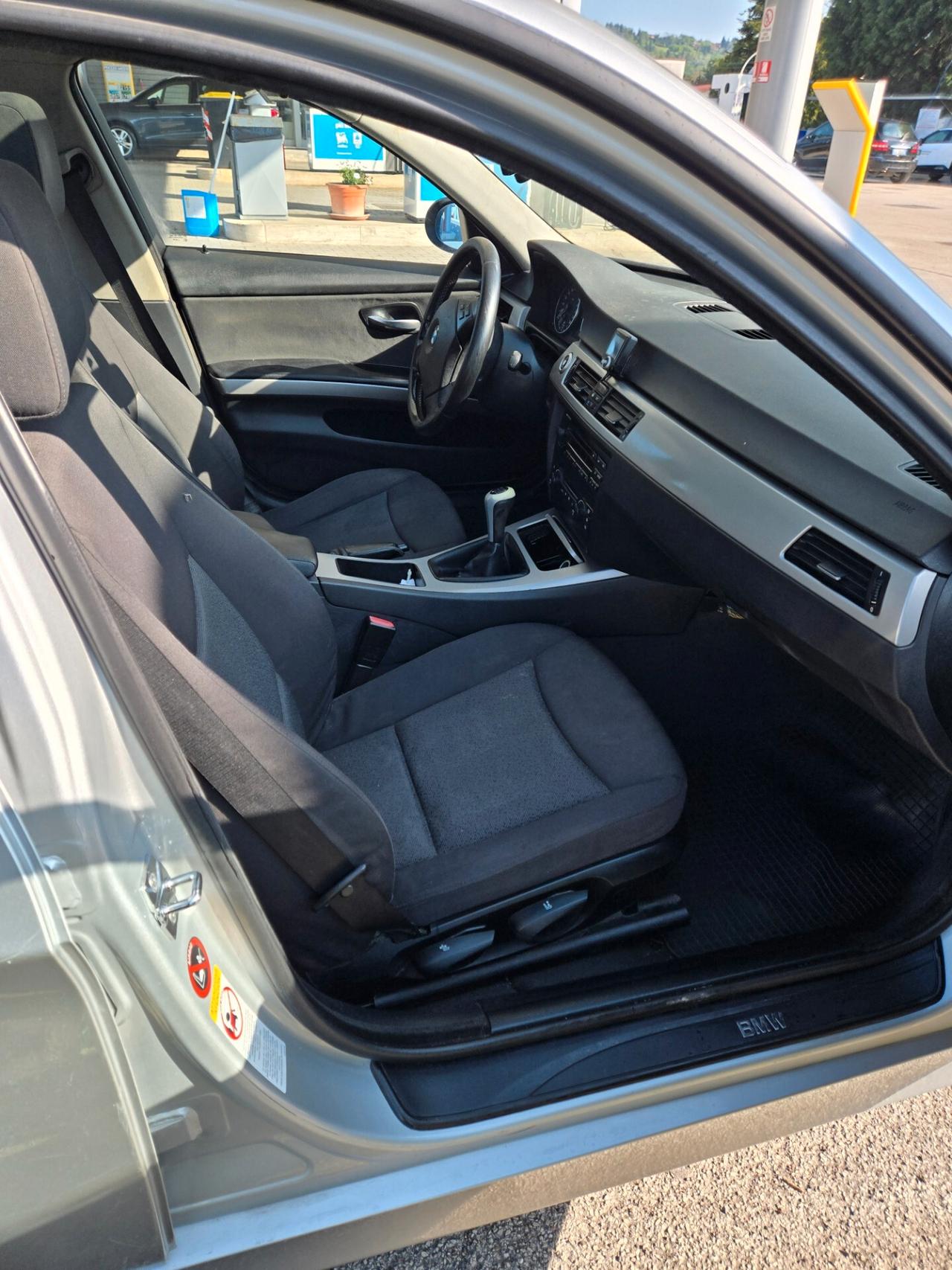 Bmw 320 320d cat Touring Attiva