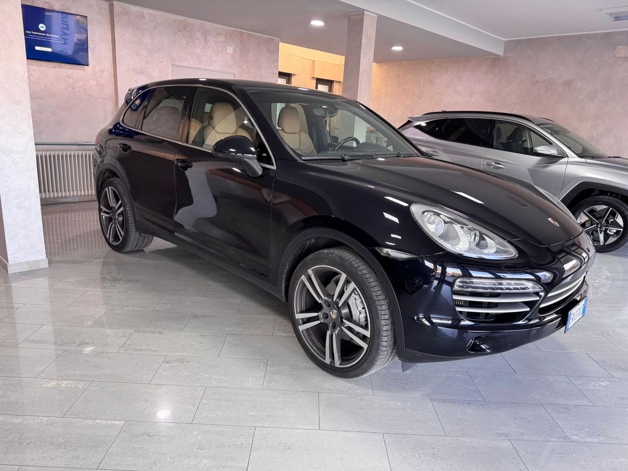 Porsche Cayenne Platinium 3.0