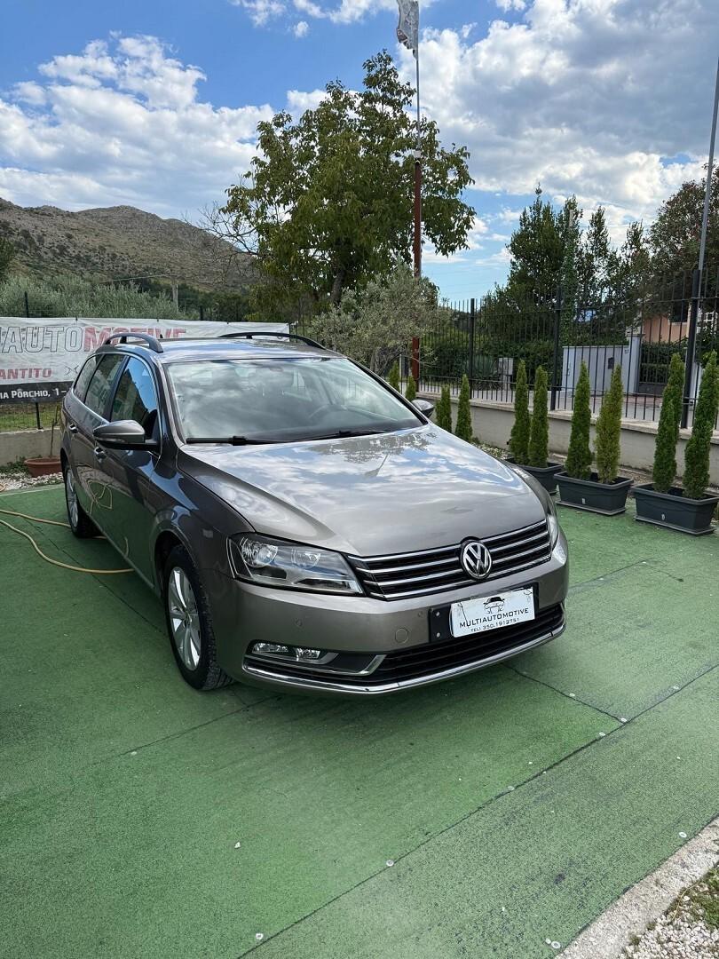 VOLKSWAGEN PASSAT 7" SERIE