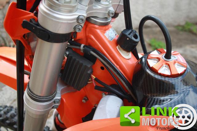 KTM EXC 300 TPI PROTEZIONI IN CARBONIO!