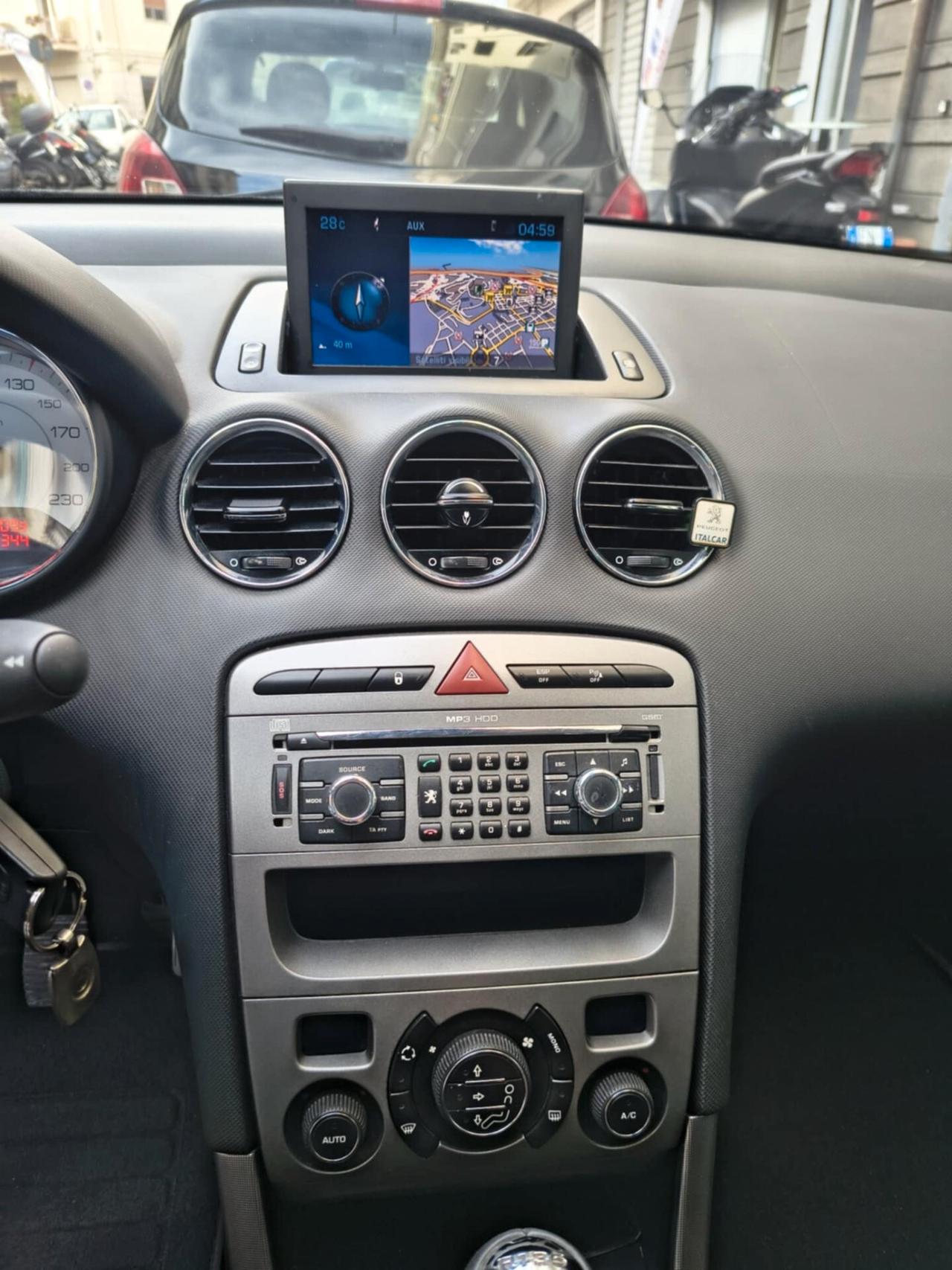 Peugeot 308 2.0 HDi 136CV 5p. Féline