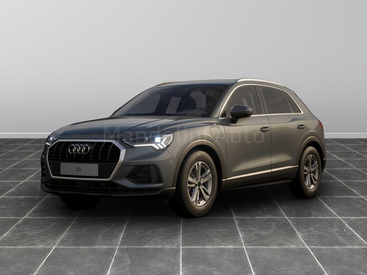 Audi Q3 45 1.4 tfsi e business s tronic