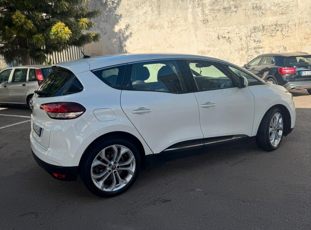 Renault Scenic 1.5 dCi 110 CV Bose