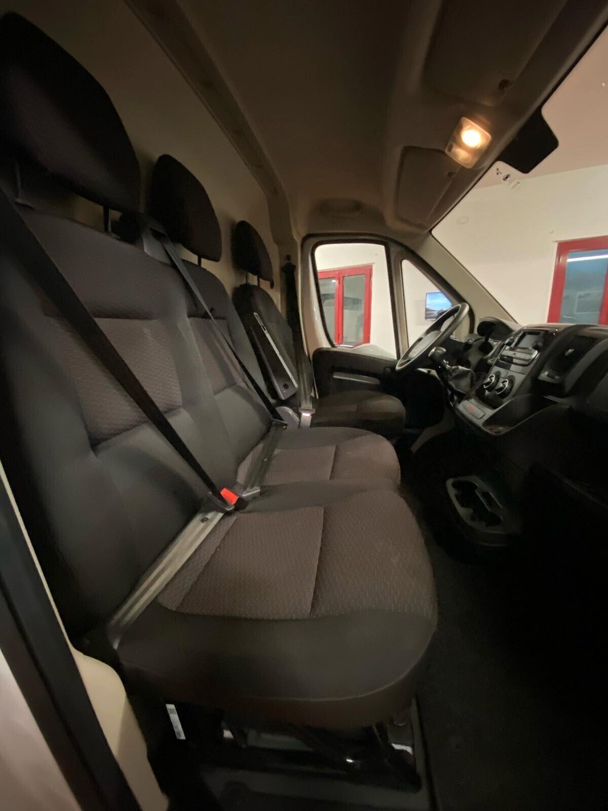 Peugeot Boxer 330 2.2 BlueHDi 140 S&S PC-TN Furgone