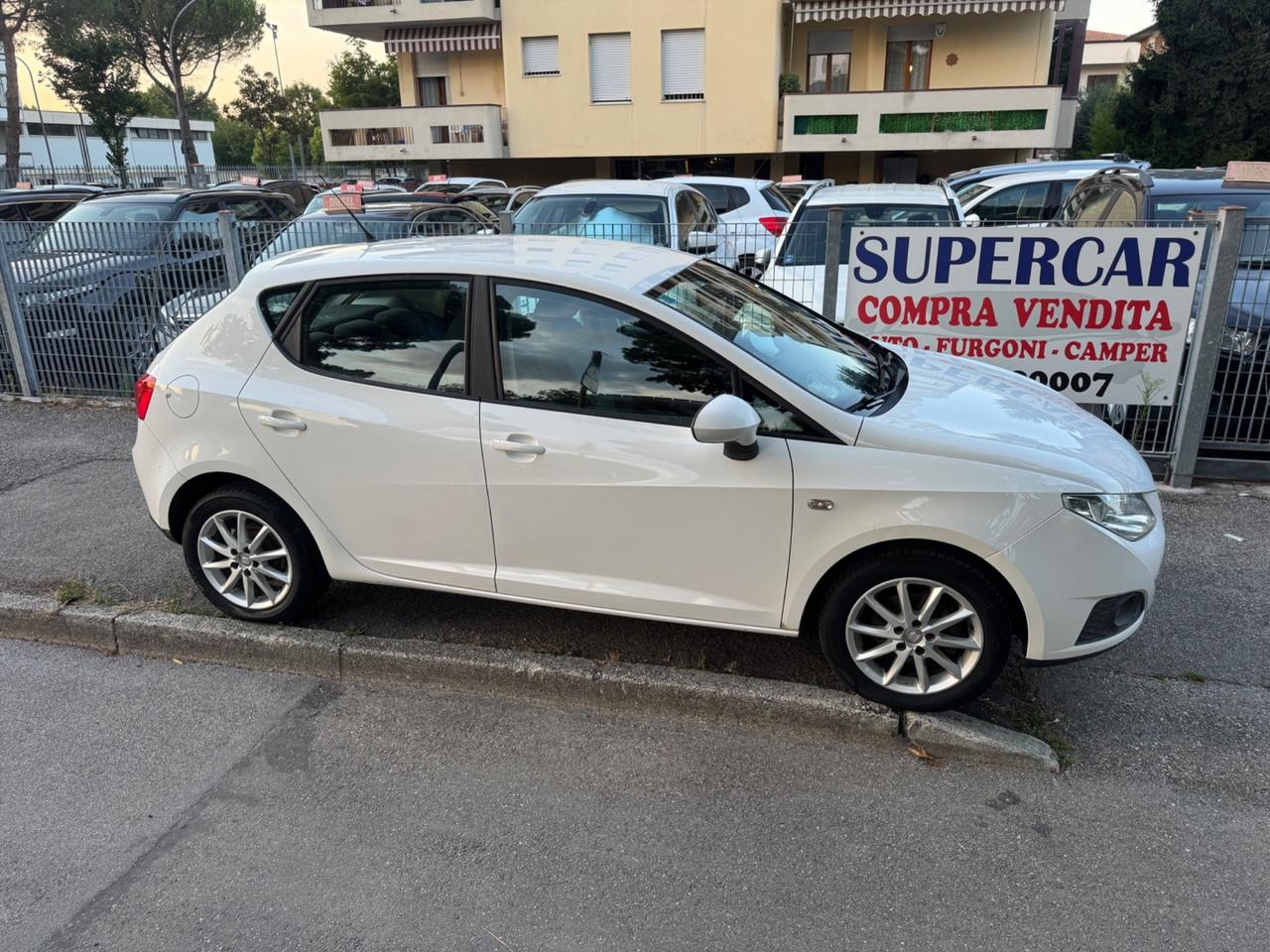 Seat Ibiza 1.4 5 porte neopaten garanzia 12 mesi