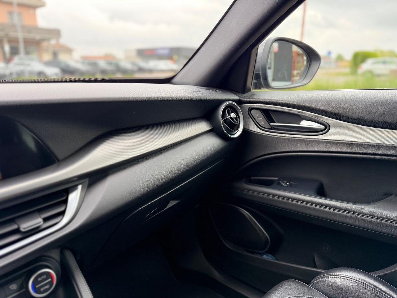 Alfa Romeo Stelvio B-Tech 2.2 210 CV #10543