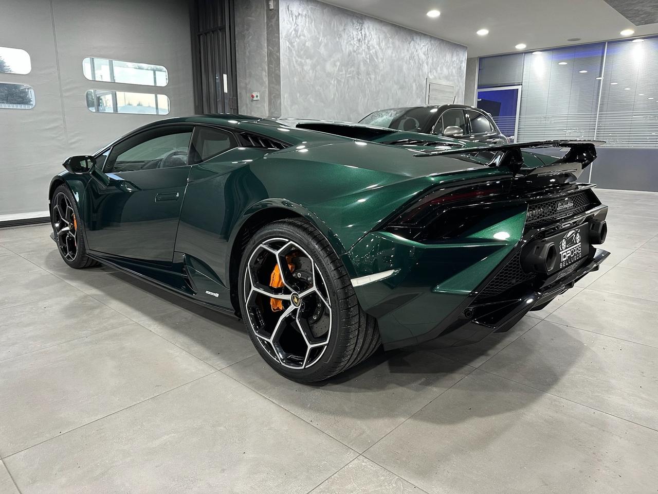 Lamborghini Huracan 5.2 V10 Tecnica RWD Coupé