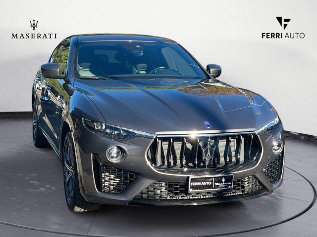 MASERATI Levante 3.0 4WD 430CV Gransport